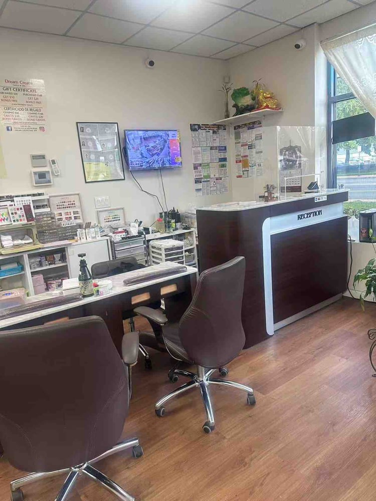 长岛多年生意指甲店出售 接手即营业