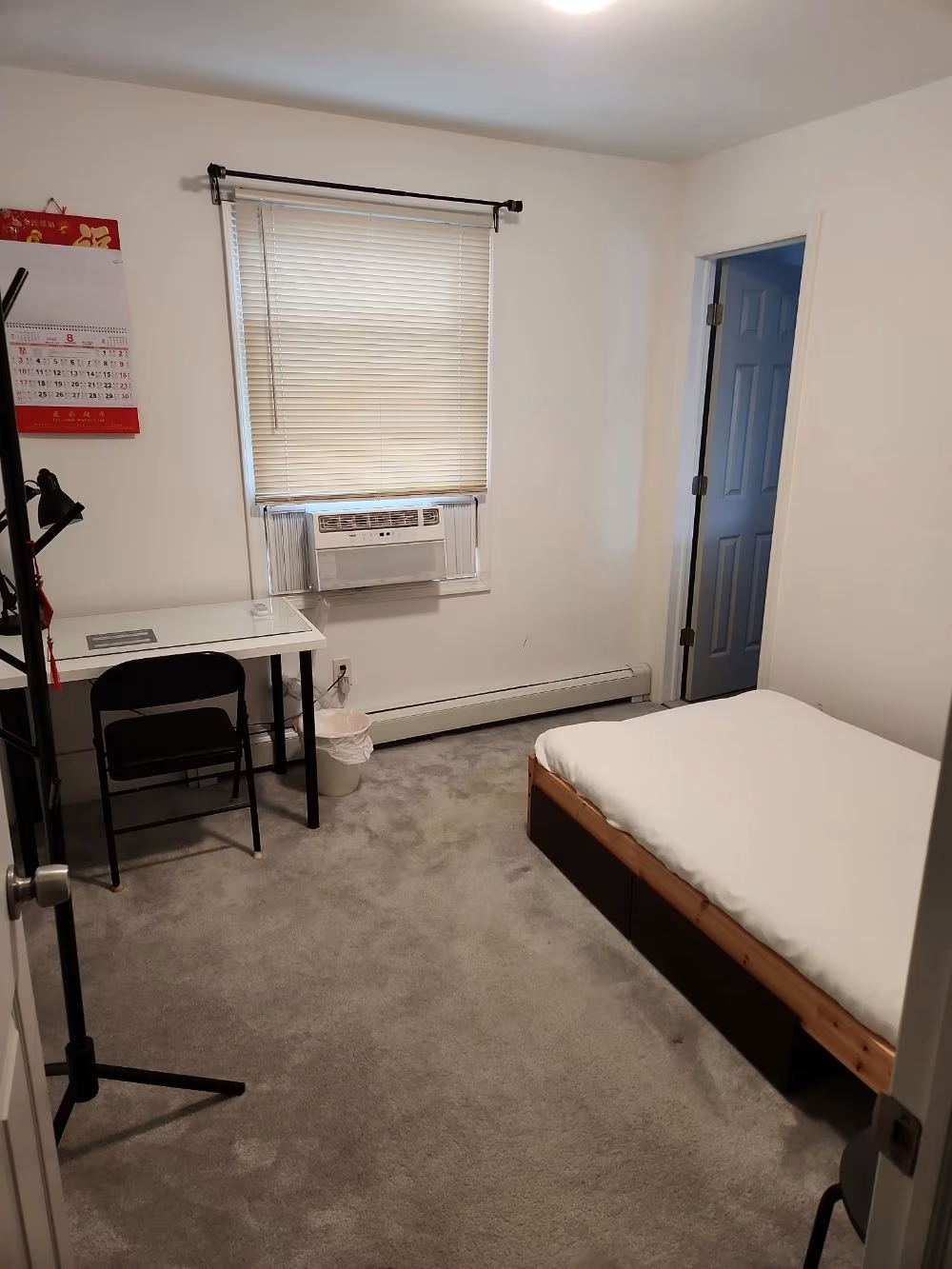 长岛East Meadow 单房出租，带独立全浴卫生间$950。