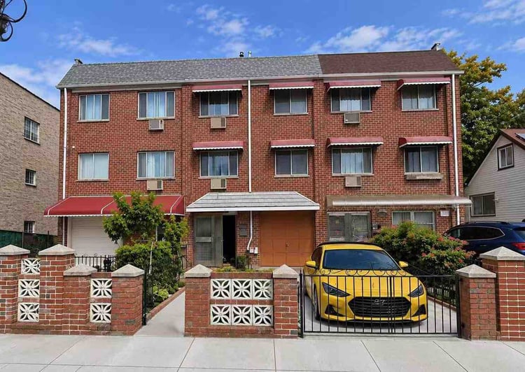 Ozone park三家庭出售$139万