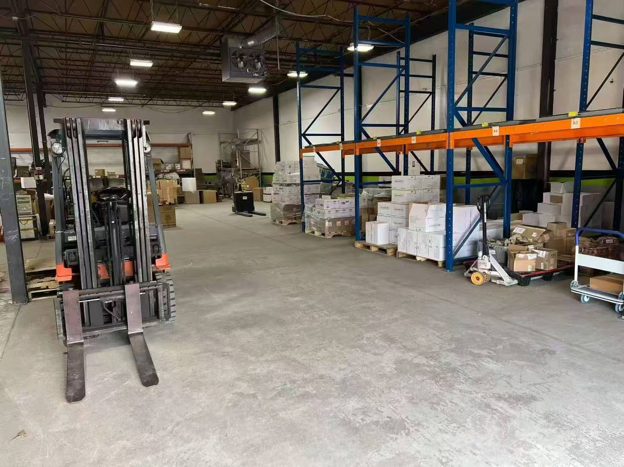 Farmingdale 仓库分租约 3000 SF|长岛 49 出口附近